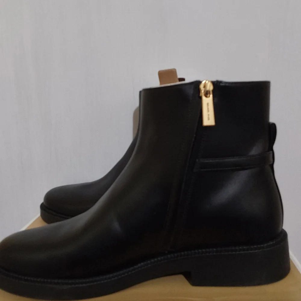 MICHAEL Michael Kors Black Leather Ankle Boots with Gold Zipper Pull - Picture 13 of 13